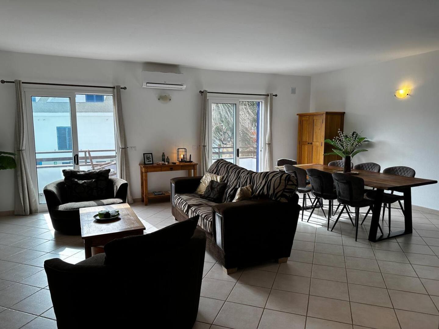 Leme Bedje Two Bedroom - By Bobbywashere Санта-Марія Екстер'єр фото