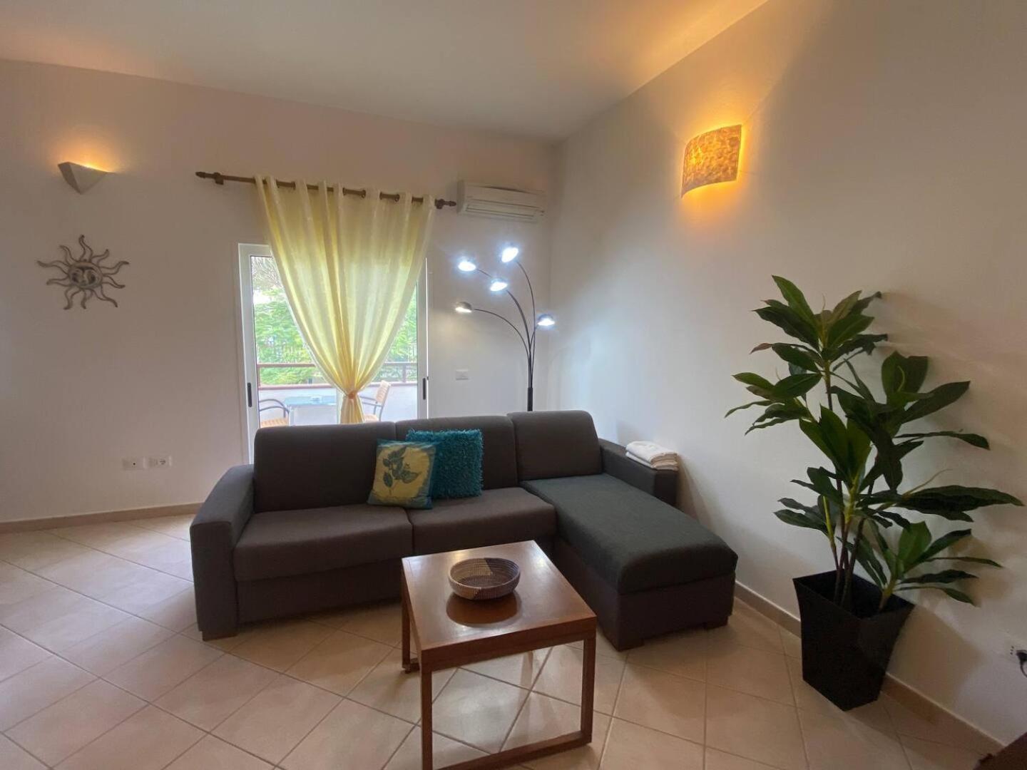 Leme Bedje Two Bedroom - By Bobbywashere Санта-Марія Екстер'єр фото