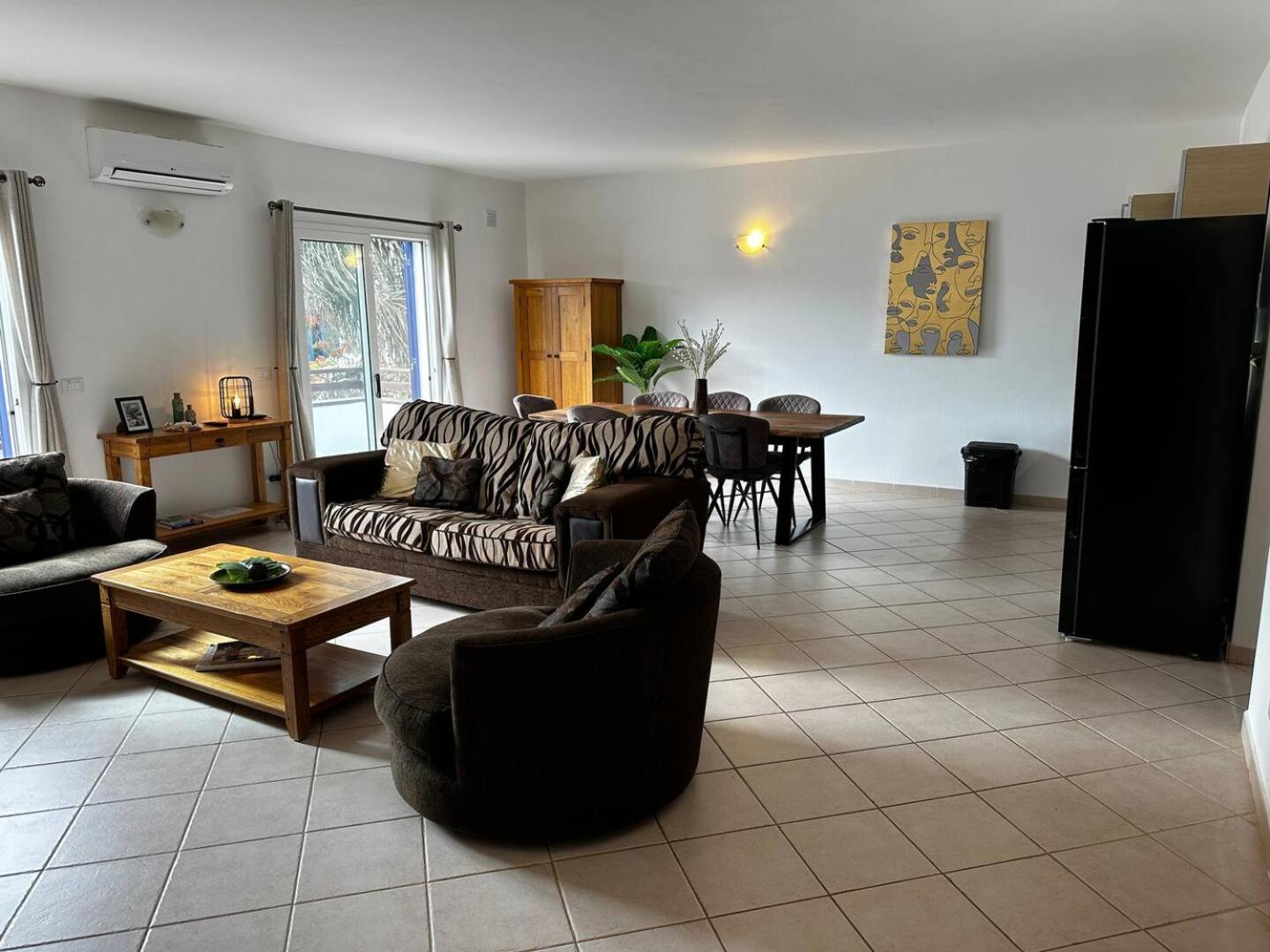 Leme Bedje Two Bedroom - By Bobbywashere Санта-Марія Екстер'єр фото